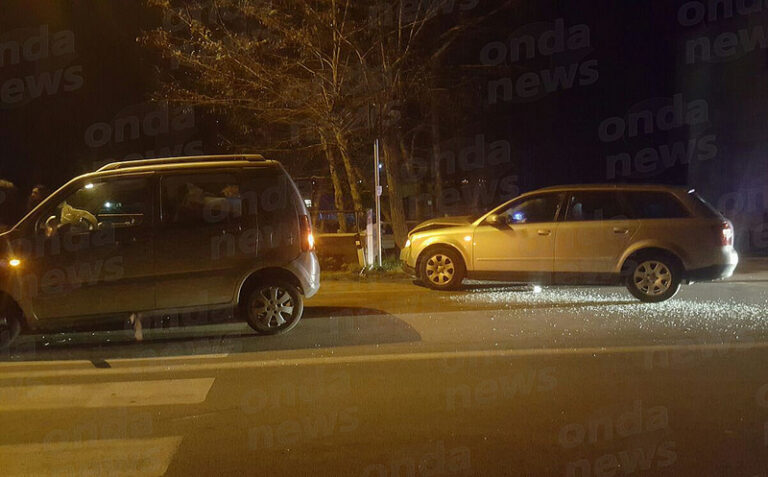 Scontro tra auto a Trinità di Sala Consilina. Ferite quattro persone