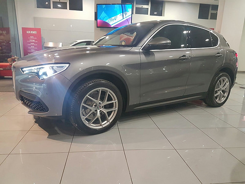 “Porte Aperte” alla Cosilinauto per Stelvio, primo Suv dell’Alfa Romeo
