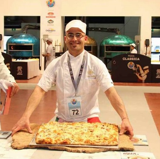 Giuseppe Lapolla, pizzaiolo di Savoia di Lucania, conquista il campionato “Giropizza d’Europa”