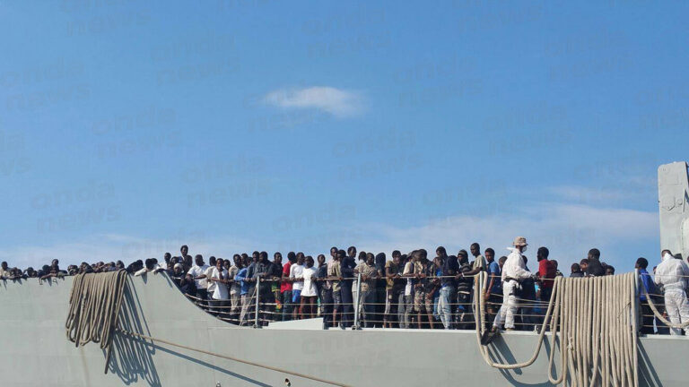 Arrestati trafficanti di migranti a Salerno, Bari e Catania. Avevano contatti con l’Isis