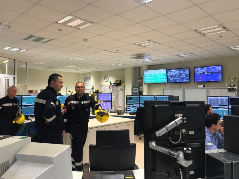 Il presidente della Basilicata Marcello Pittella a Viggiano per l’ispezione del Centro Oli