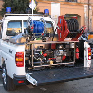 Il Parco Nazionale dona 6 pick-up e 2 moduli antincendio a Vigili del Fuoco e Comunità Montane