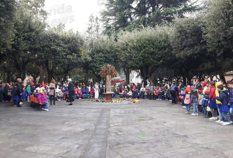 Sant’Arsenio: “Autunno in piazza” con gli alunni della scuola primaria e dell’infanzia
