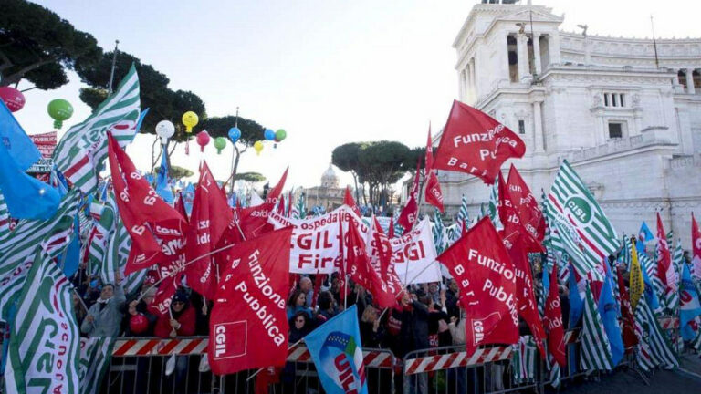 Crisi delle Province, scioperano i dipendenti. I sindacati:”Sindaci del Salernitano indifferenti”