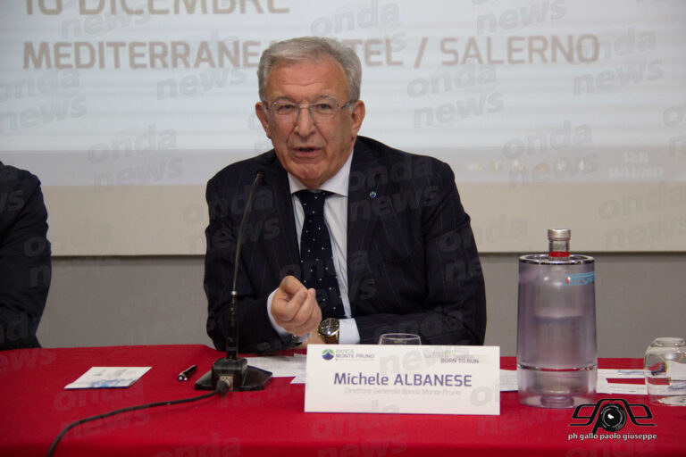 Banca Monte Pruno e impegno sociale. Michele Albanese dona due defibrillatori al Comune di Potenza