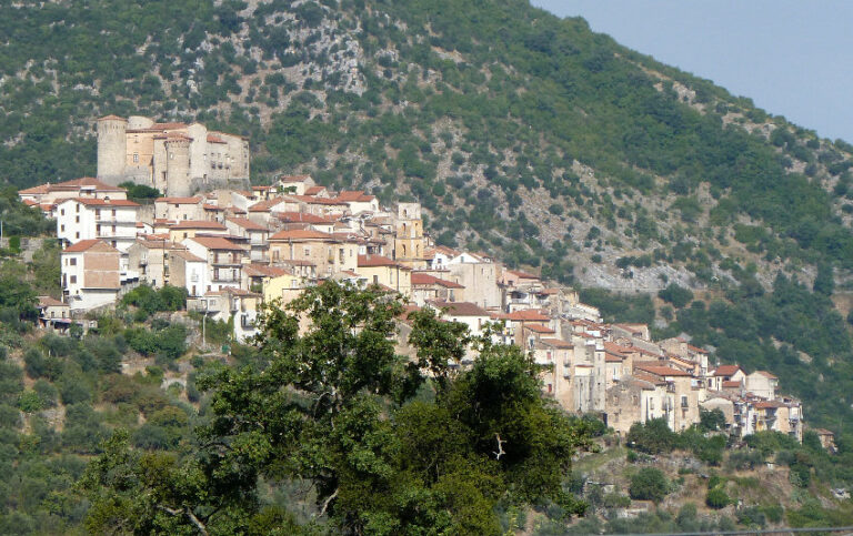 A Roccadaspide scatta l’ordinanza di pulizia dei terreni per prevenire gli incendi