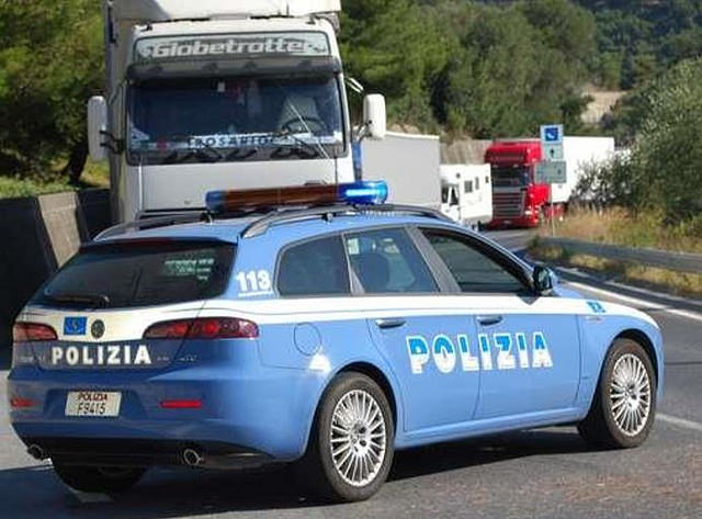 Scoperto camion con cronotachigrafo alterato nei pressi di Lagonegro. Denunciato il conducente