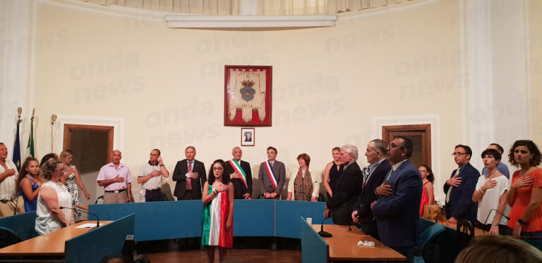 Polla in festa per il gemellaggio con le delegazioni estere di Germania, Francia e Belgio