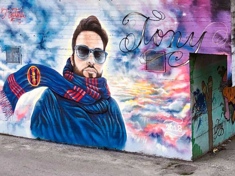 Morì sul lavoro in un’azienda di Tito. Gli amici ricordano con un murales il giovane Antonio Caggianese
