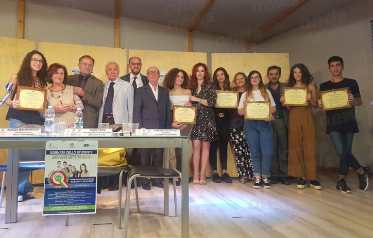 Monte San Giacomo: assegnati la borsa di studio “Elisabetta Nicodemo” e il Premio Monte Pruno Giovani