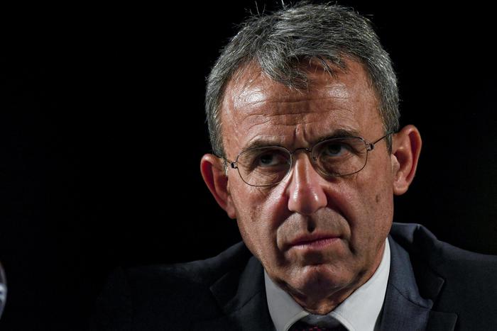 Rifiuti: Costa, inceneritori non in contratto governo