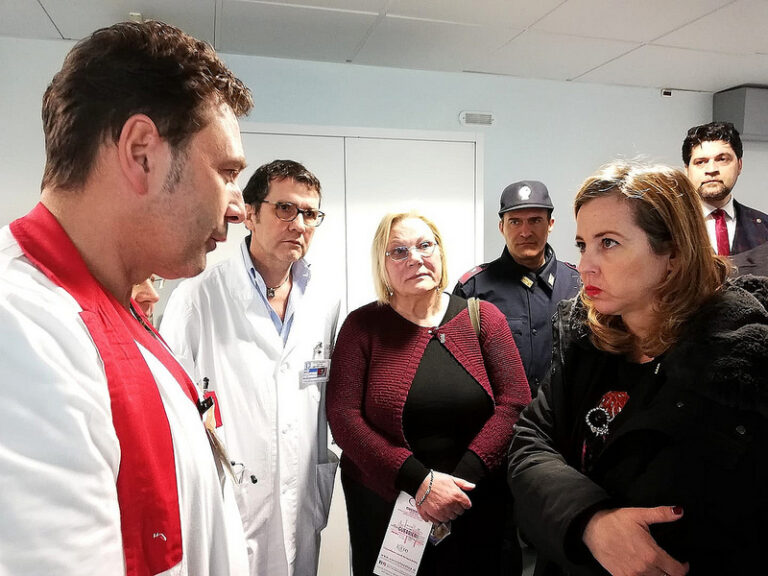 Sanità. Il Ministro Grillo negli ospedali di Potenza e Villa D’Agri: “Ridate lustro a questa regione”