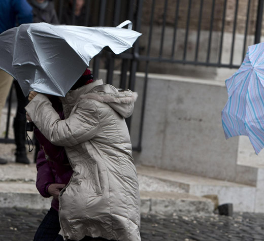 Temporali e vento forte. L’avviso di allerta meteo della Protezione civile della Campania
