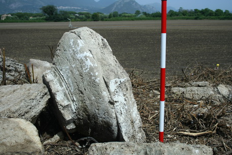 Sorprendente scoperta a Paestum.Ritrovato monumento dorico appartenente all’antico quartiere artigianale