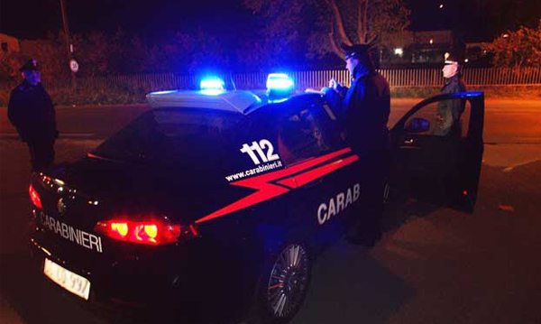 Perseguita una donna e vìola il divieto di avvicinamento. Arrestato 32enne a Capaccio Paestum