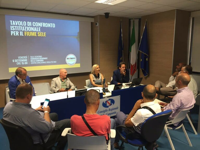 Inquinamento del Sele, tavolo istituzionale in Regione. M5S:”Facciamo rete per salvare il fiume”