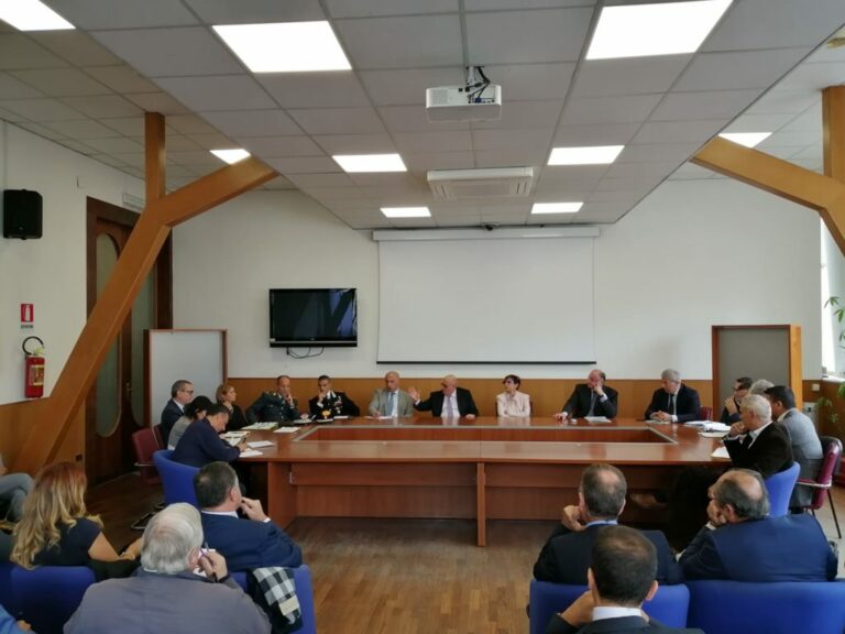 Provincia di Salerno. Convocato in Prefettura un Tavolo istituzionale sui roghi di Battipaglia
