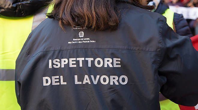 ispettore-del-lavoro_01