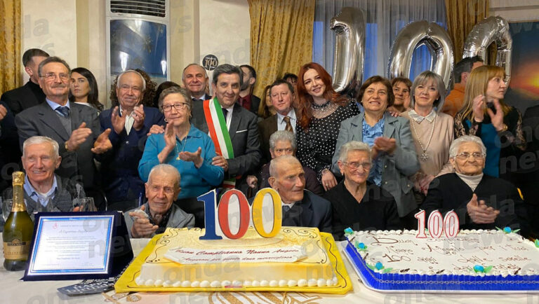 Monte San Giacomo festeggia i 100 anni di Angelo Caporrino. “Che abbiate questa fortuna anche voi”