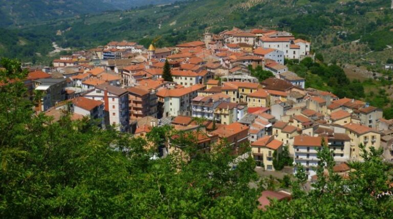 Vietri-di-Potenza-e1562222778603-800x445