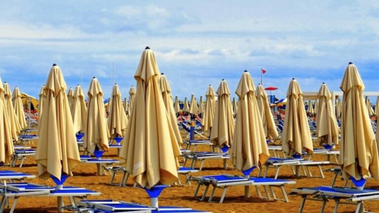 “Un Vademecum per salvare la stagione balneare”. La proposta del Sindaco di Santa Marina Fortunato
