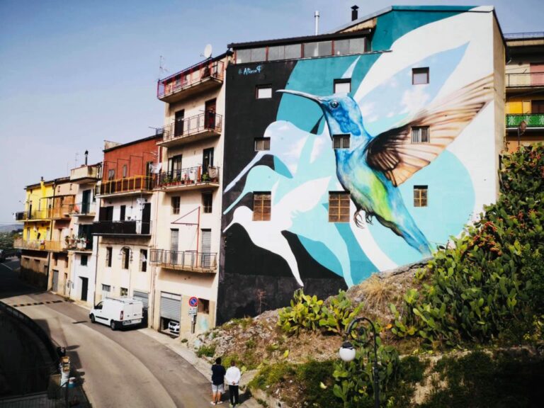 Vietri di Potenza impreziosita da “Freedom” e “Happiless”,due grandi opere del progetto “I Muri della Legalità”