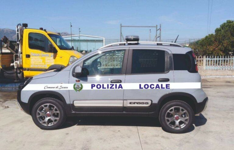 auto polizia sanza