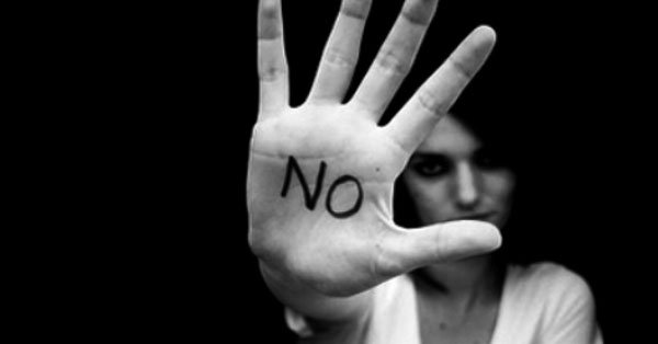 violenza donne fb