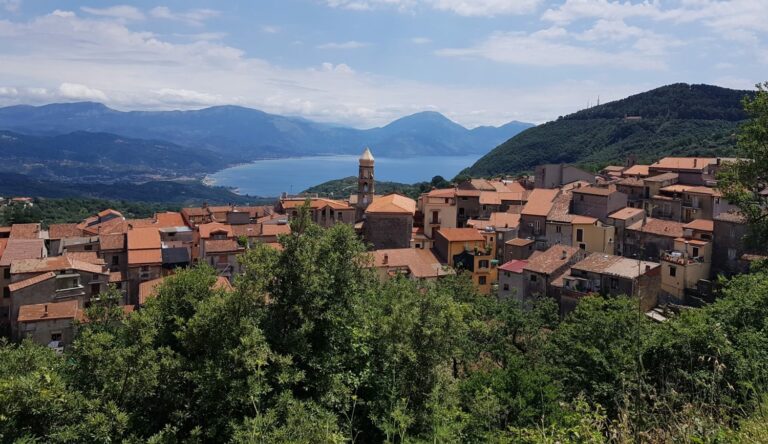 San-Giovanni-a-Piro-vista-sul-golfo-di-policastro-4