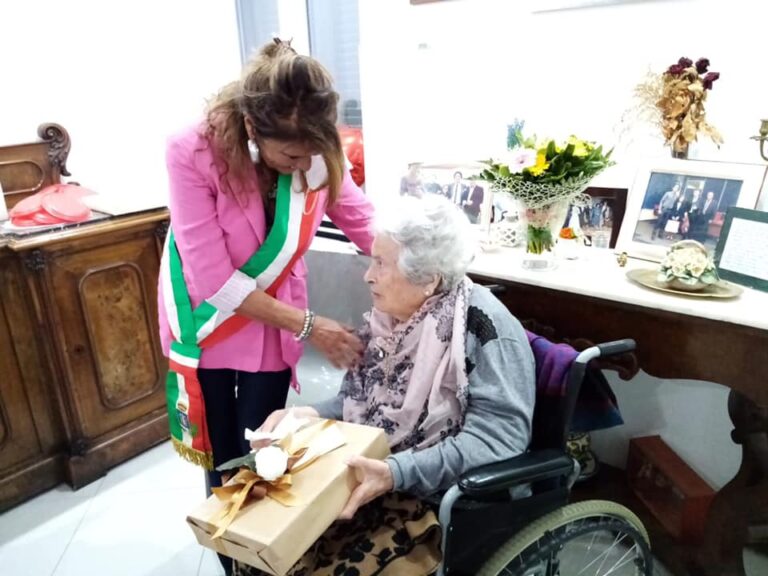 100 anni nonna adele castellabate