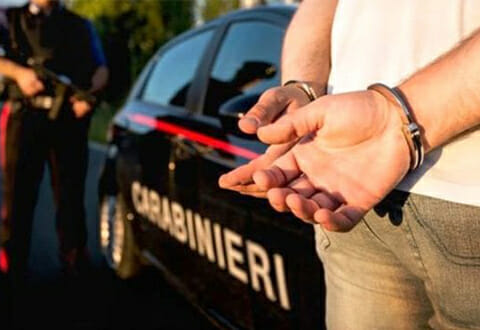 arresto carabinieri evidenza
