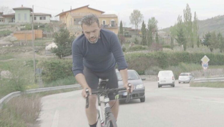 in bici fino Vietri di Potenza per sposarsi 2