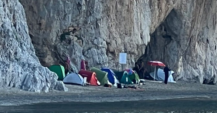 ACCAMPAMENTO SPIAGGIA PALINURO