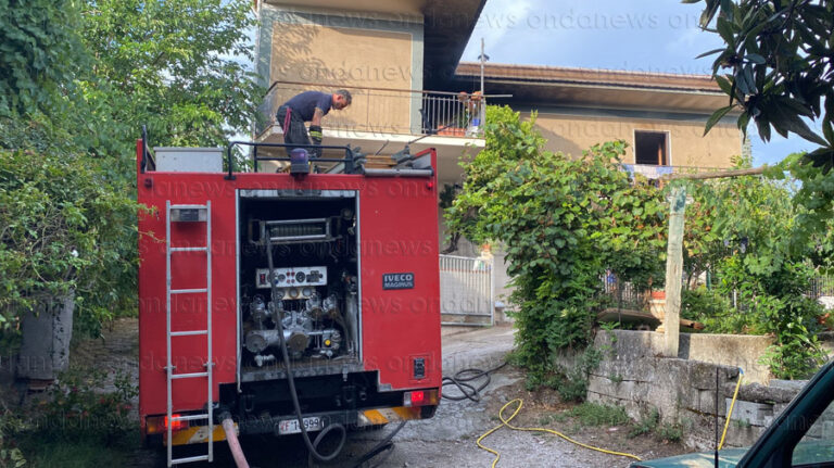 incendio abitazione sala consilina 12 agosto 01 ok