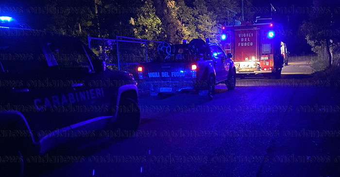 foto carabinieri vigili del fuoco ambulanza