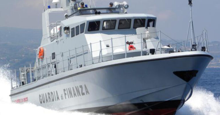 GUARDIA DI FINANZA SETTORE NAVALE