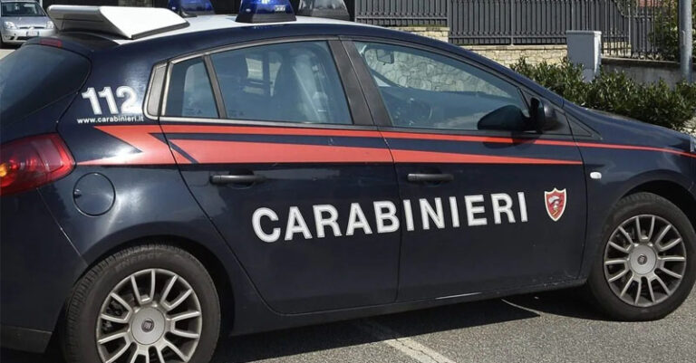 carabinieri auto nuova fb