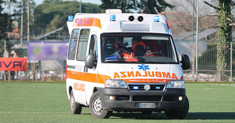 AMBULANZA CAMPO CALCIO
