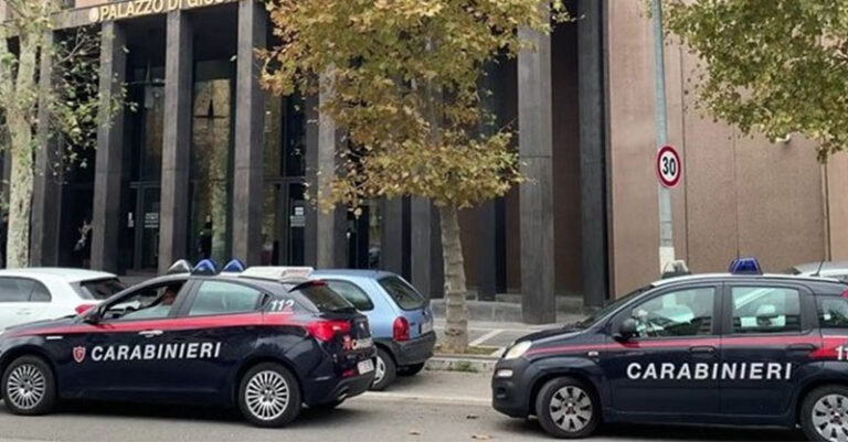 CARABINIERI PROCURA SALERNO