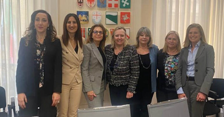 coordinamento pari opportunità fb