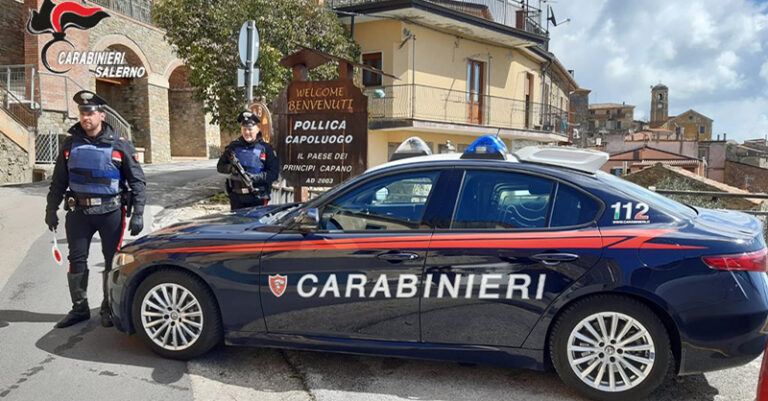 carabinieri - pollica- FB
