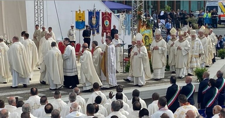 ordinazione vescovo calvosa fb