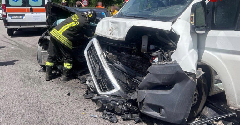 incidente vigili del fuoco fb