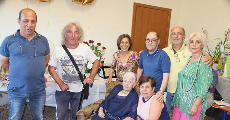 100 ANNI MORIGERATI CATERINA LA ROCCA