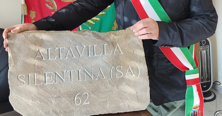 pietra-della-memoria-altavilla-FB