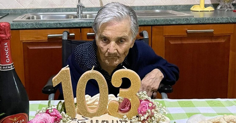 103 ANNI ALTAVILLA ROSARIA CEMBALO FB