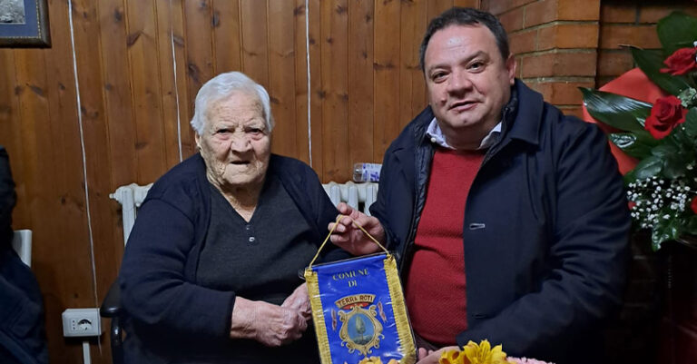 100 anni ruoti FB