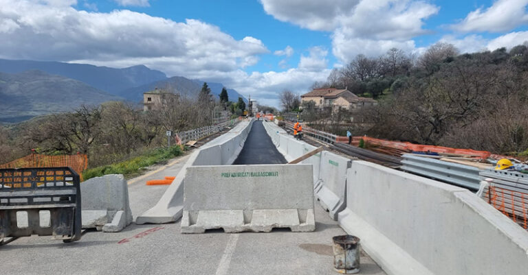 riapertira ponte caggiano FB