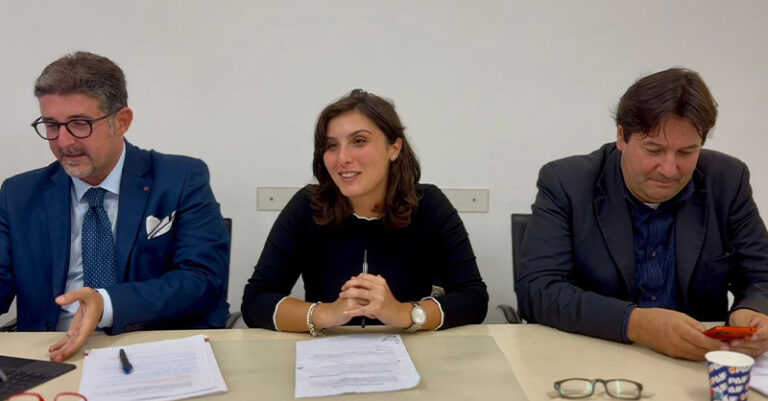manzolillo-presidente acli salerno-fb