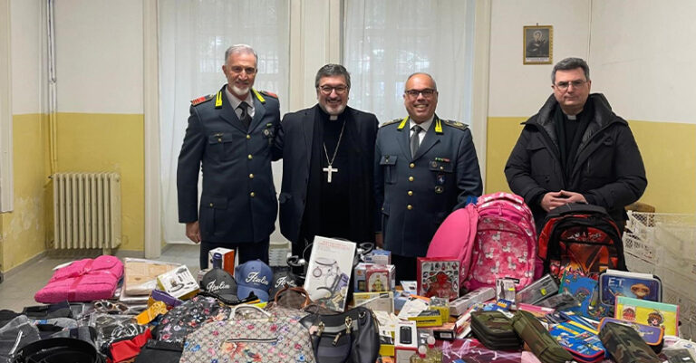 vescovo vallo-donazioni